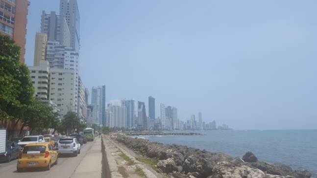 The other side of Cartagena / Bocagrande beach
