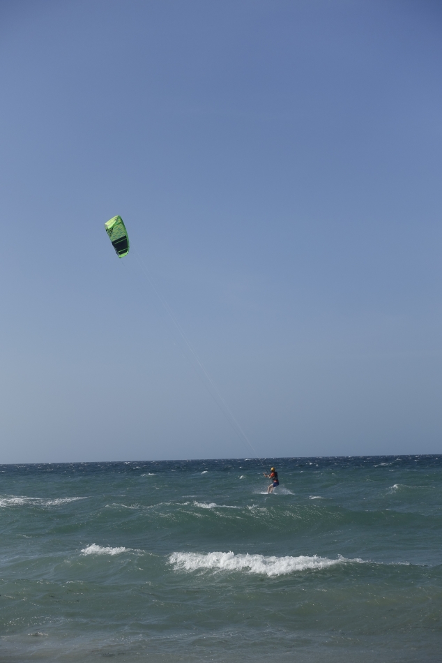 Rene kitesurfing